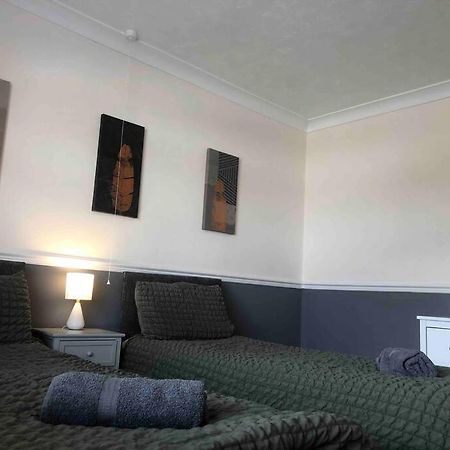 29 Comfort House 2 Bedroom Townhouse With Parking Scunthorpe Kültér fotó