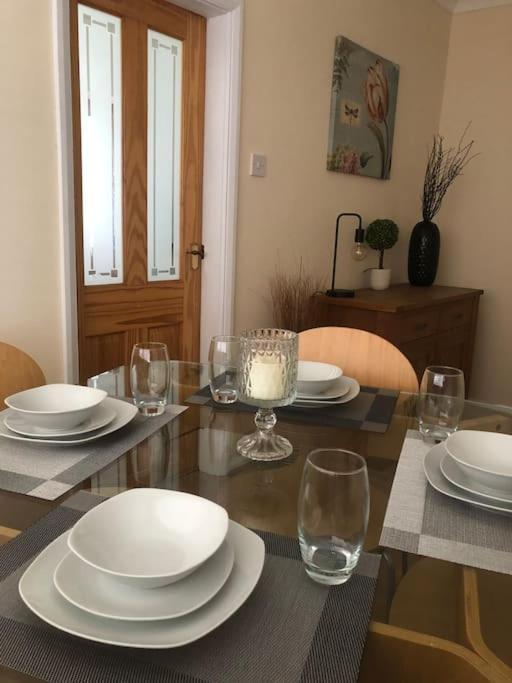 29 Comfort House 2 Bedroom Townhouse With Parking Scunthorpe Kültér fotó