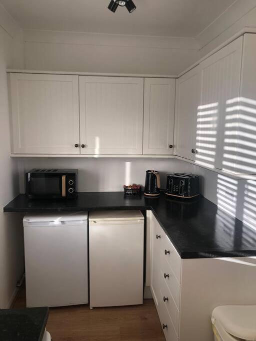 29 Comfort House 2 Bedroom Townhouse With Parking Scunthorpe Kültér fotó