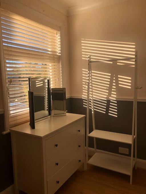 29 Comfort House 2 Bedroom Townhouse With Parking Scunthorpe Kültér fotó