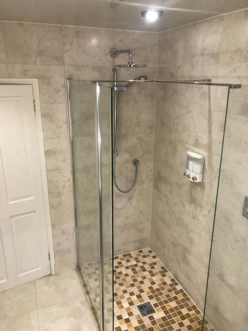 29 Comfort House 2 Bedroom Townhouse With Parking Scunthorpe Kültér fotó